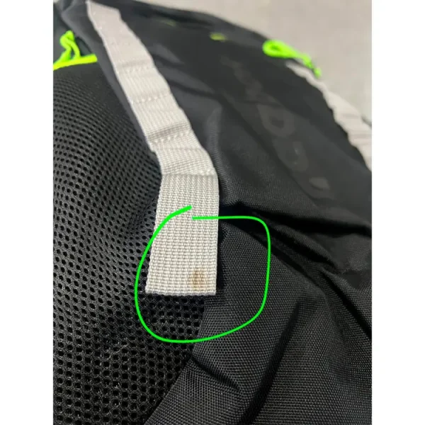 (LIQUIDACION) Mochila Reebok 60076 Negro - Imagen 2